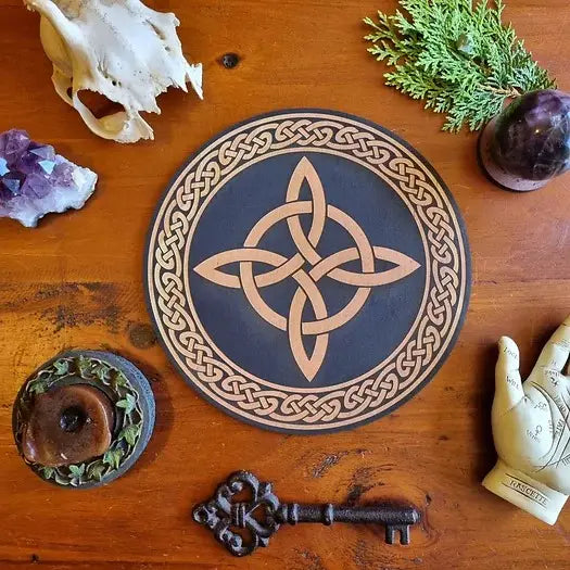 Witch's Knot Altar Tile